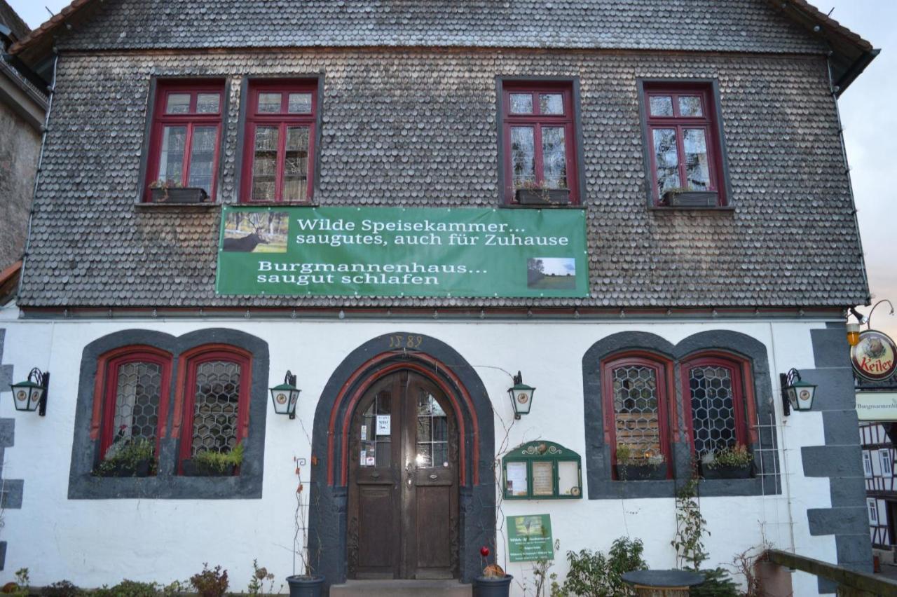 Burgmannenhaus Hotel Steinau an der Strasse Exterior photo