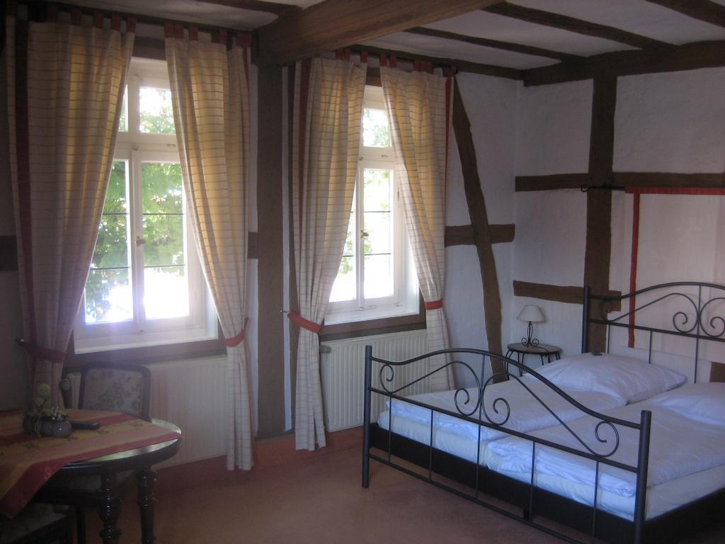 Burgmannenhaus Hotel Steinau an der Straße Room photo