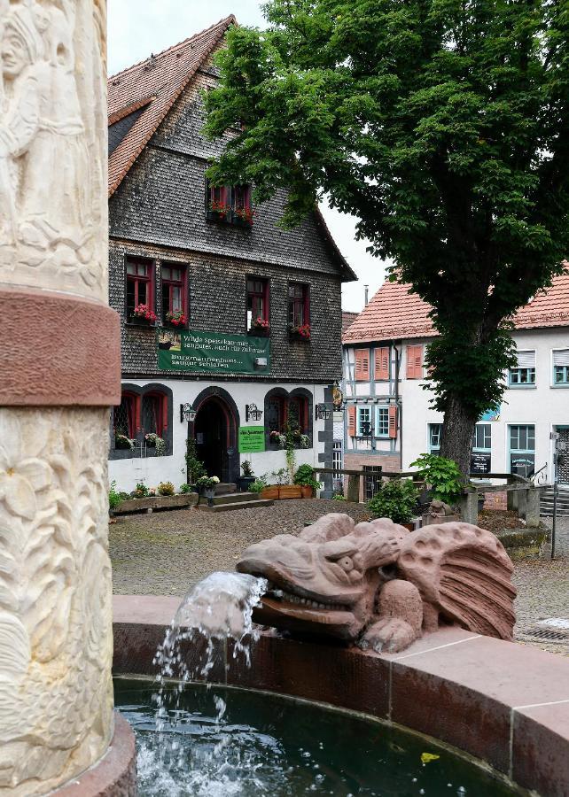 Burgmannenhaus Hotel Steinau an der Strasse Exterior photo